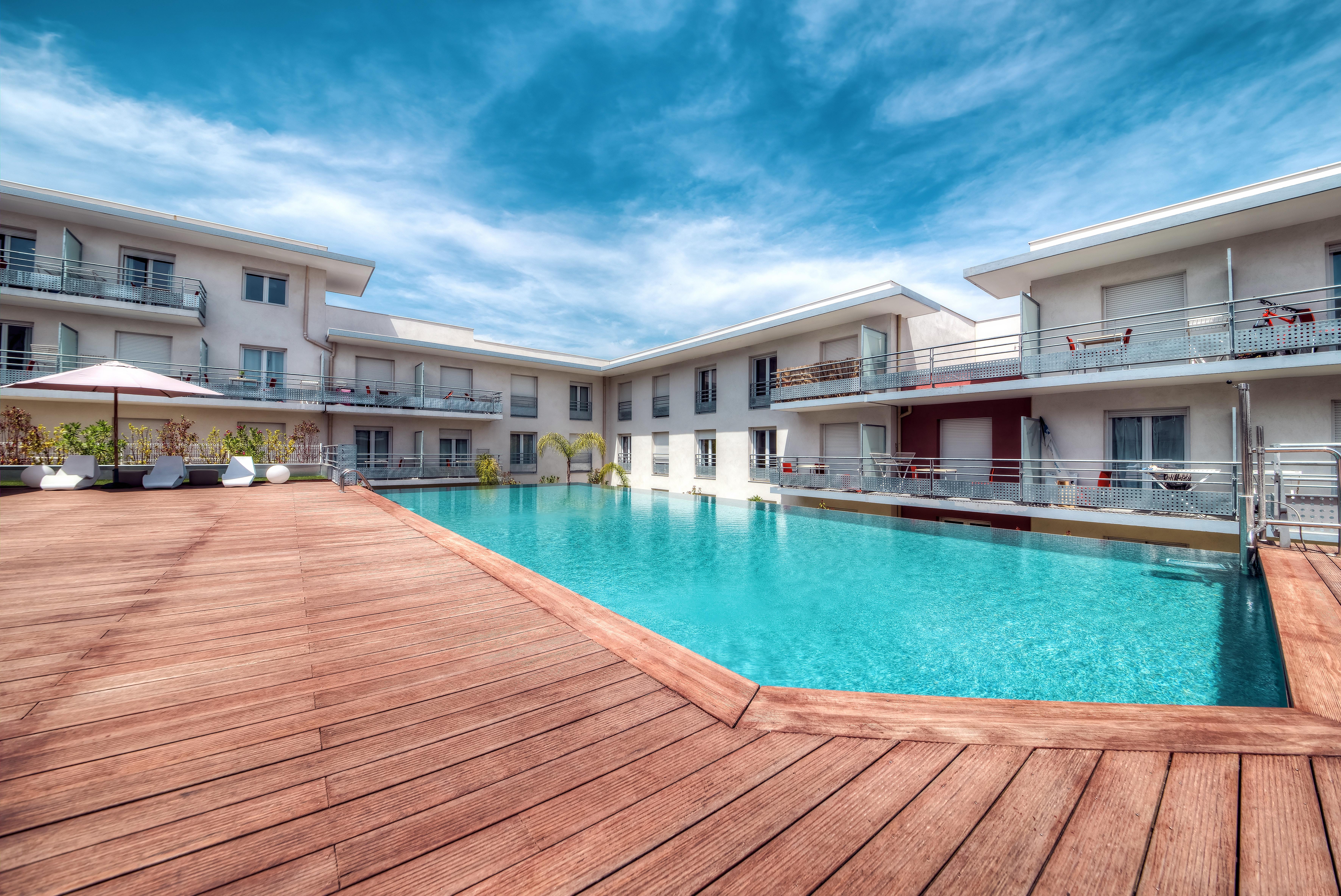 Comfort Aparthotel Antibes Le Maestria Exteriör bild