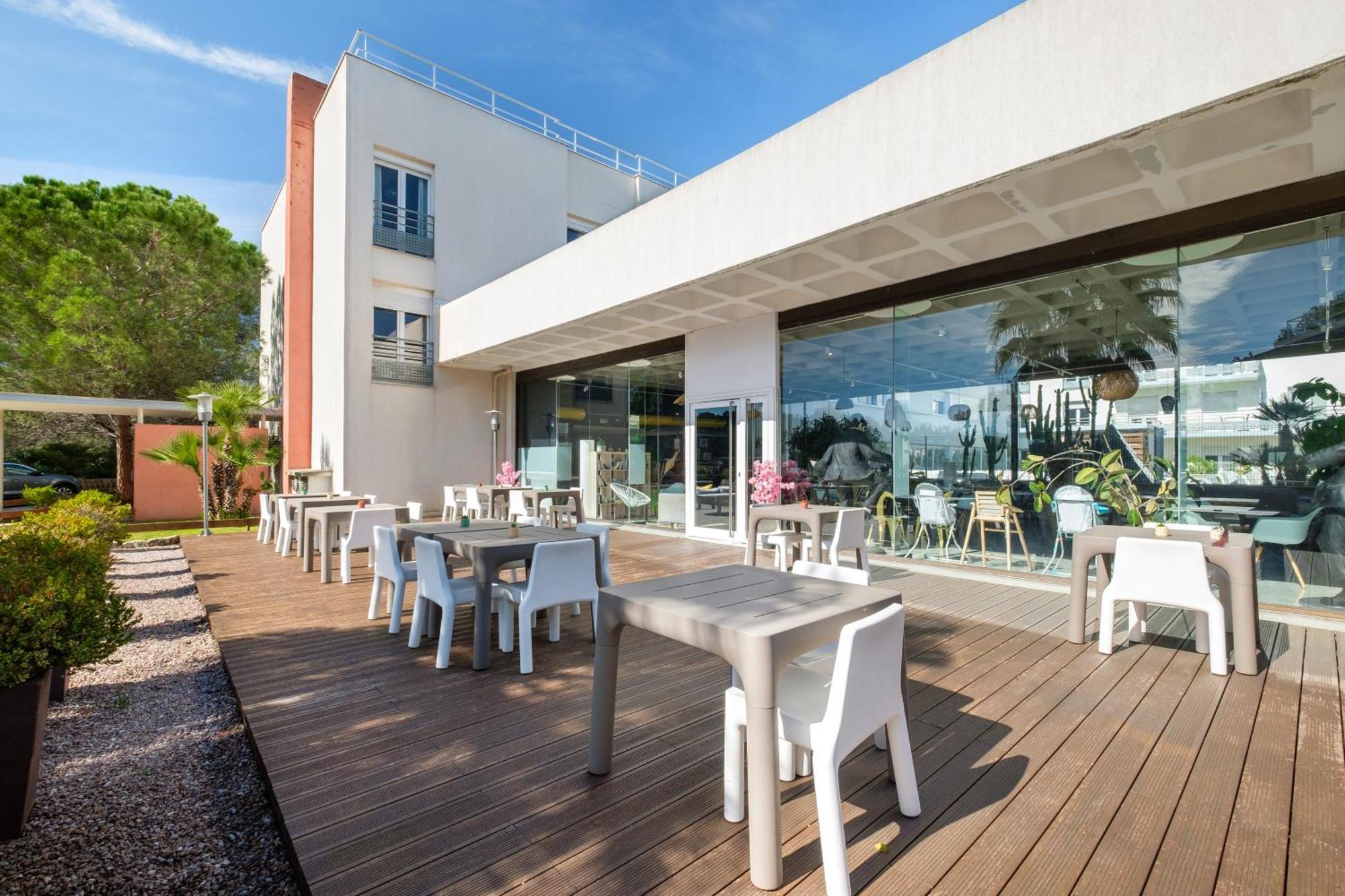 Comfort Aparthotel Antibes Le Maestria Exteriör bild